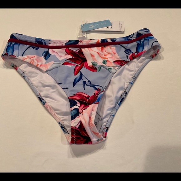 Cupshe Bikini Bottoms Flowered NWT’s Size Medium - Picture 2 of 13